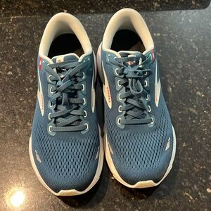 Brooks Ghost 15